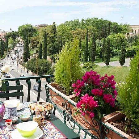In Colosseo View Luxury Appartement